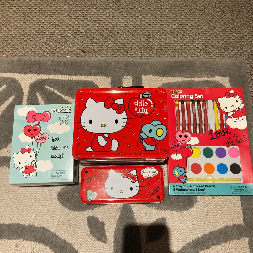 Hello kitty gift set